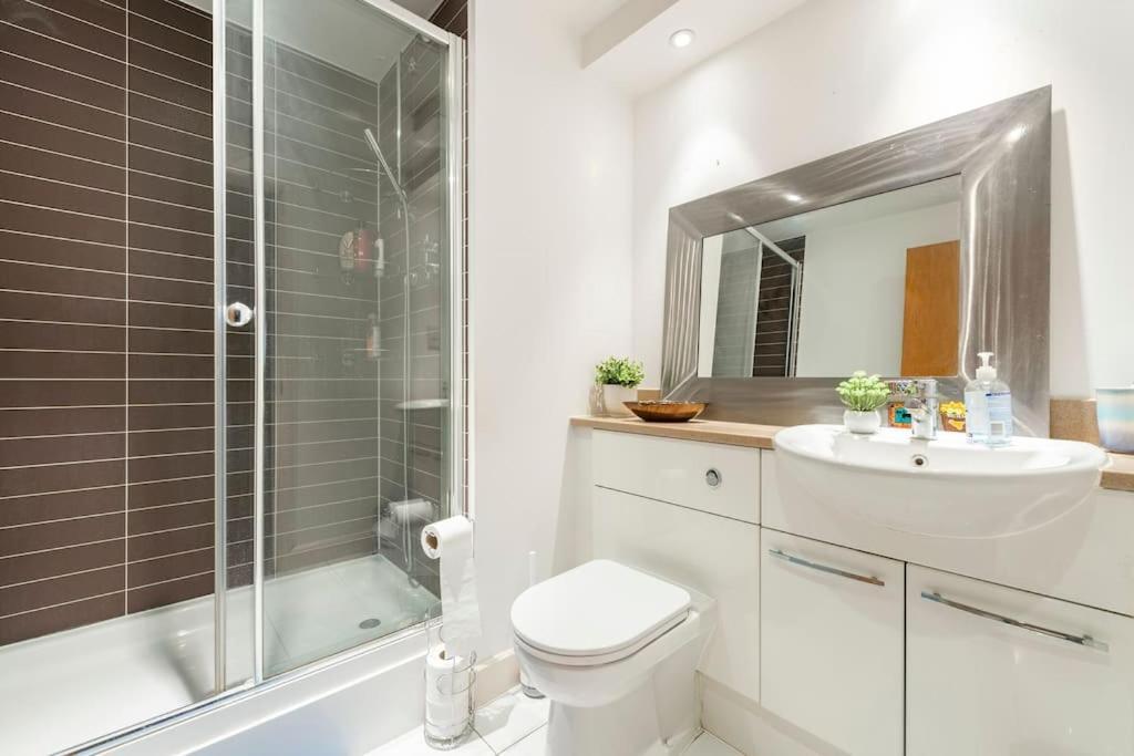 London Skylineviews 2 Bed 2 Bath Flat Near Canary Wharf, O2 & Excel מראה חיצוני תמונה